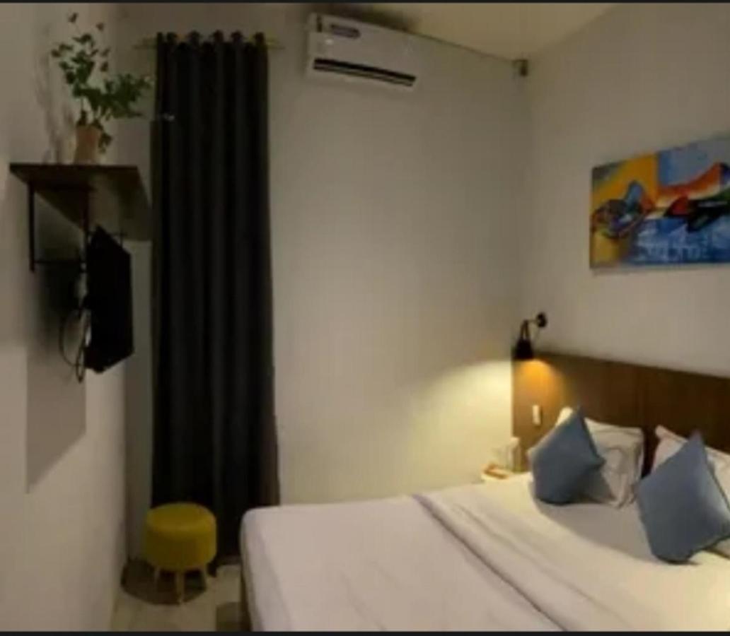Vosstel Guest House Medan Exterior photo
